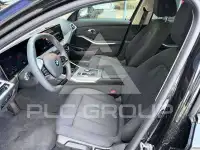 2025 BMW 320