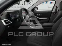 2025 BMW 320