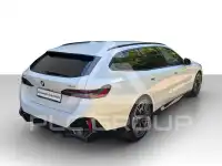 2025 BMW 540