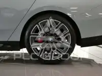 2025 BMW 540