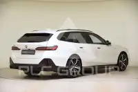 2025 BMW 540