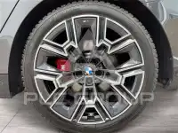 2025 BMW 540