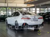 2025 BMW 550