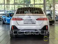 2025 BMW 550