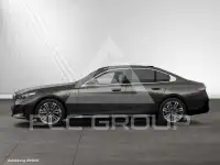 2025 BMW 550