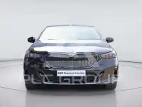 2025 BMW 550