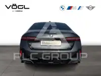 2025 BMW 550