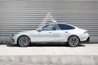 2025 BMW 550