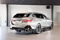 2025 BMW 550