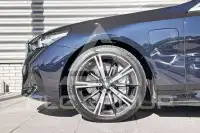 2025 BMW 550