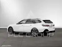2025 BMW 550