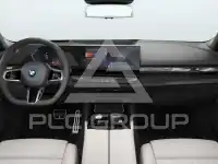 2025 BMW 550