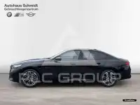 2025 BMW 550