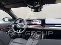 2025 BMW 550