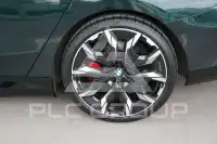 2025 BMW 550