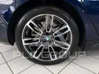 2025 BMW 550