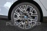 2025 BMW 550