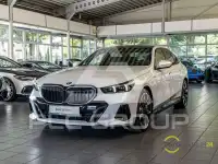 2025 BMW 550