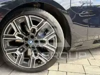 2025 BMW 550