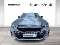 2025 BMW 550