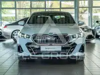 2025 BMW 550
