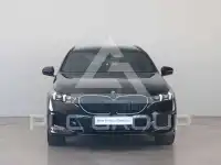 2025 BMW 550