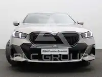 2025 BMW 550