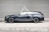 2025 BMW 550