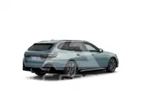 2025 BMW 550