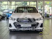 2025 BMW 550