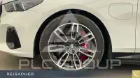 2025 BMW 550
