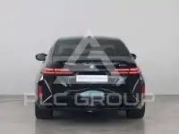 2025 BMW M5