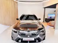 2025 BMW M5