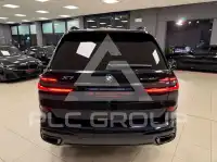2025 BMW X7
