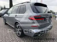 2025 BMW X7