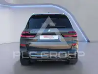 2025 BMW X7