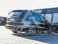 2025 BMW X7