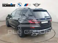 2025 BMW X7