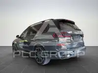 2025 BMW X7