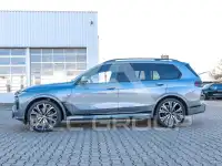 2025 BMW X7