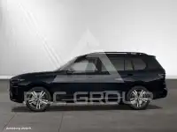 2025 BMW X7