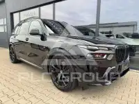 2025 BMW X7