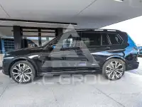2025 BMW X7