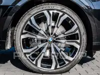 2025 BMW X7