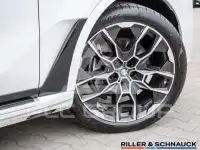 2025 BMW X7