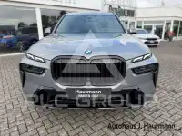 2025 BMW X7