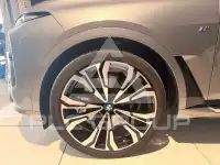 2025 BMW X7