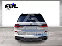 2025 BMW X7