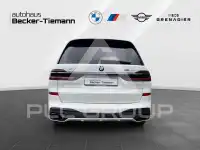 2025 BMW X7