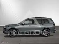 2025 BMW X7